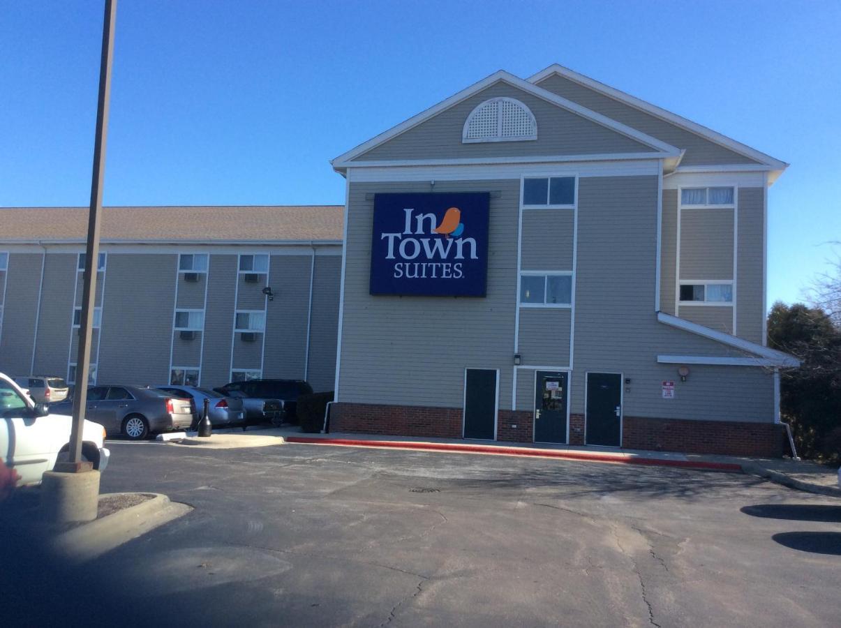Intown Suites Extended Stay Chicago Il - Elk Grove O'Hare Elk Grove Village Eksteriør billede