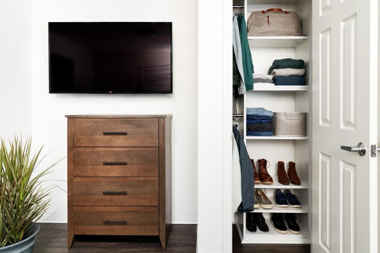 Intown Suites Extended Stay Chicago Il - Elk Grove O'Hare Elk Grove Village Eksteriør billede